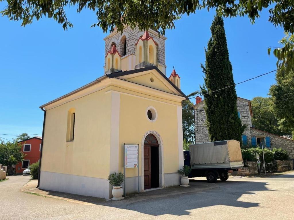 Villa Amore Radini Istrian Romantic Studio With Private Parking And Terrace Brtonigla Ngoại thất bức ảnh